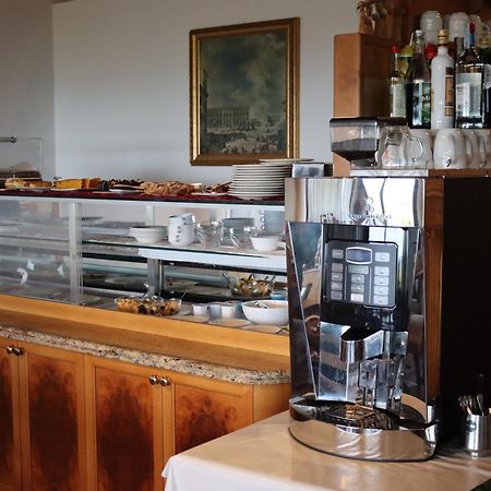 Albergo Alla Pineta Montebelluna Kültér fotó