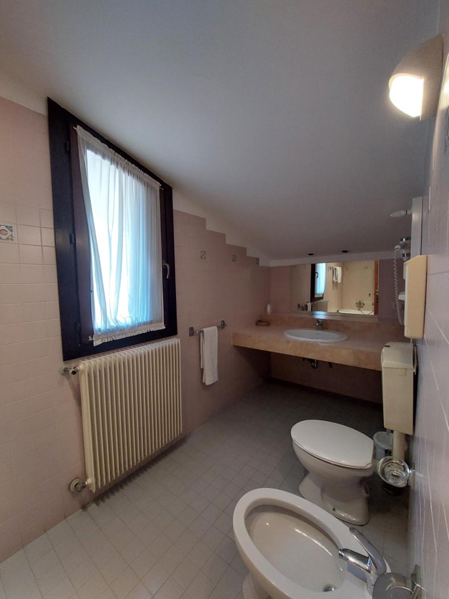 Albergo Alla Pineta Montebelluna Kültér fotó