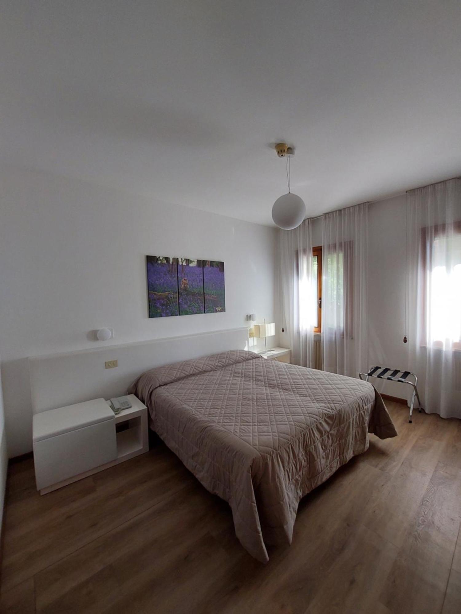 Albergo Alla Pineta Montebelluna Kültér fotó