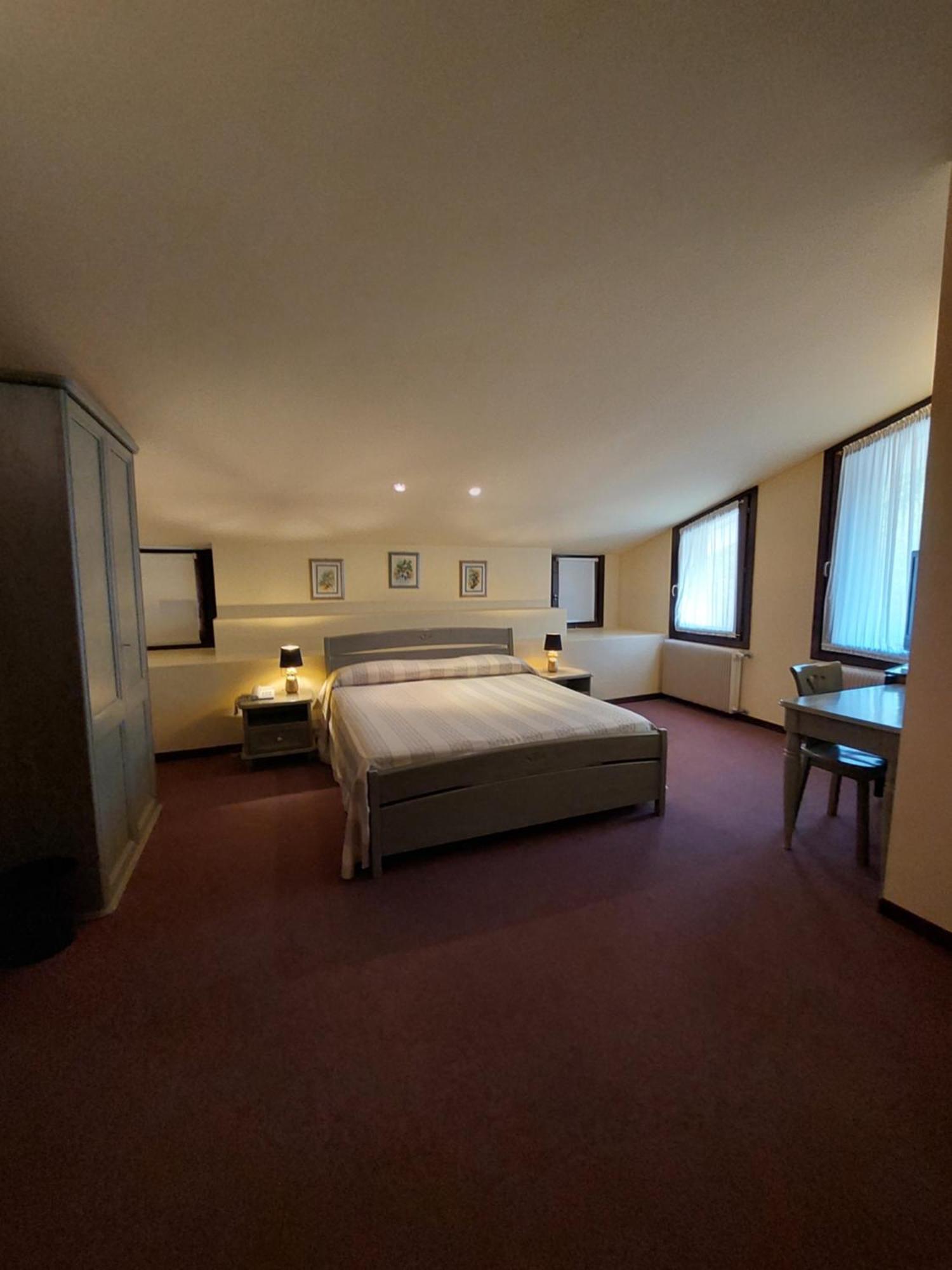 Albergo Alla Pineta Montebelluna Kültér fotó